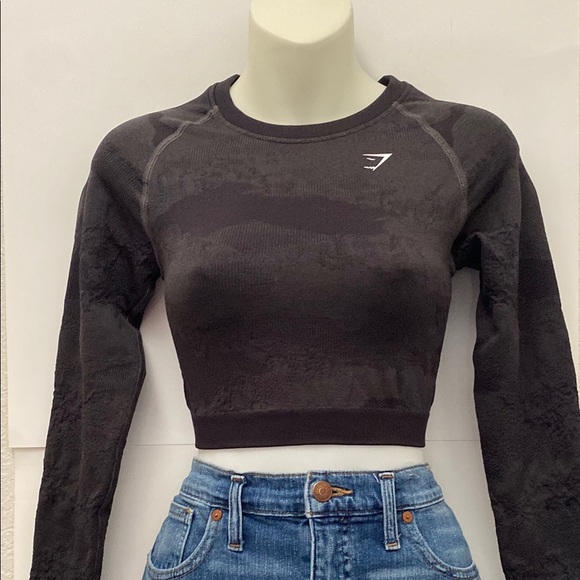 Gymshark Black Fitted Crop Top - Picture 1 of 5